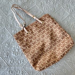 Micheal Kors tan brown tote shoulder bag logo casual